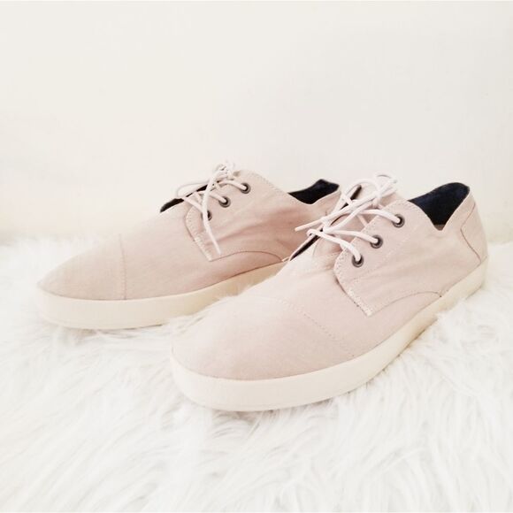 Tom's tie casual style shoe like new - Picture 1 of 8